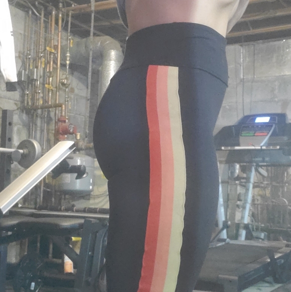 Rainbow stripped side black leggings - Picture 5 of 7